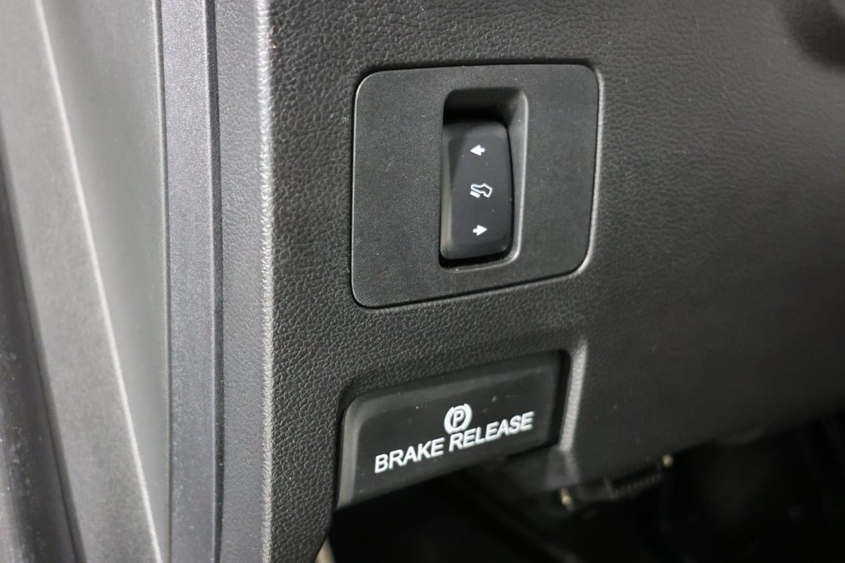 Used 2021 Ford F250 Lariat AWD/4WD image 24