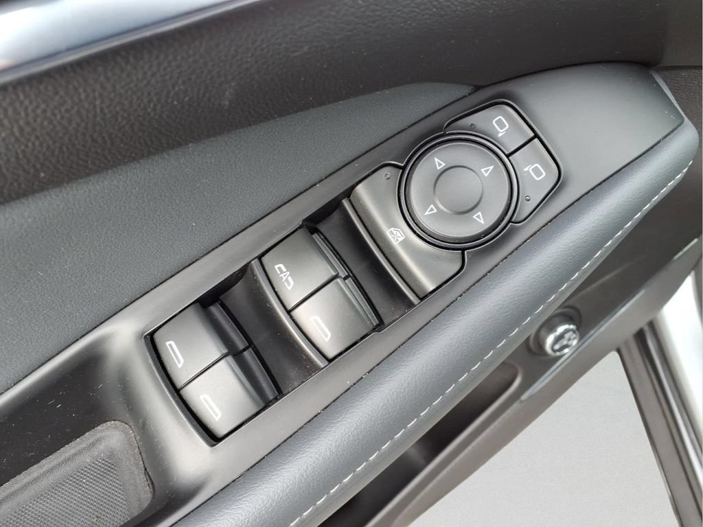 Certified 2024 Buick Enclave Essence FWD image 17