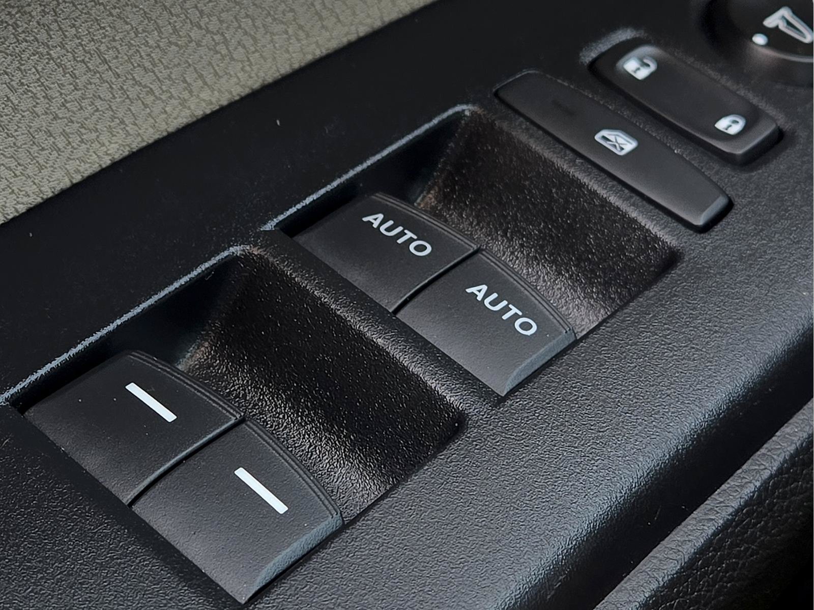 Used 2021 Honda CR-V EX image 17