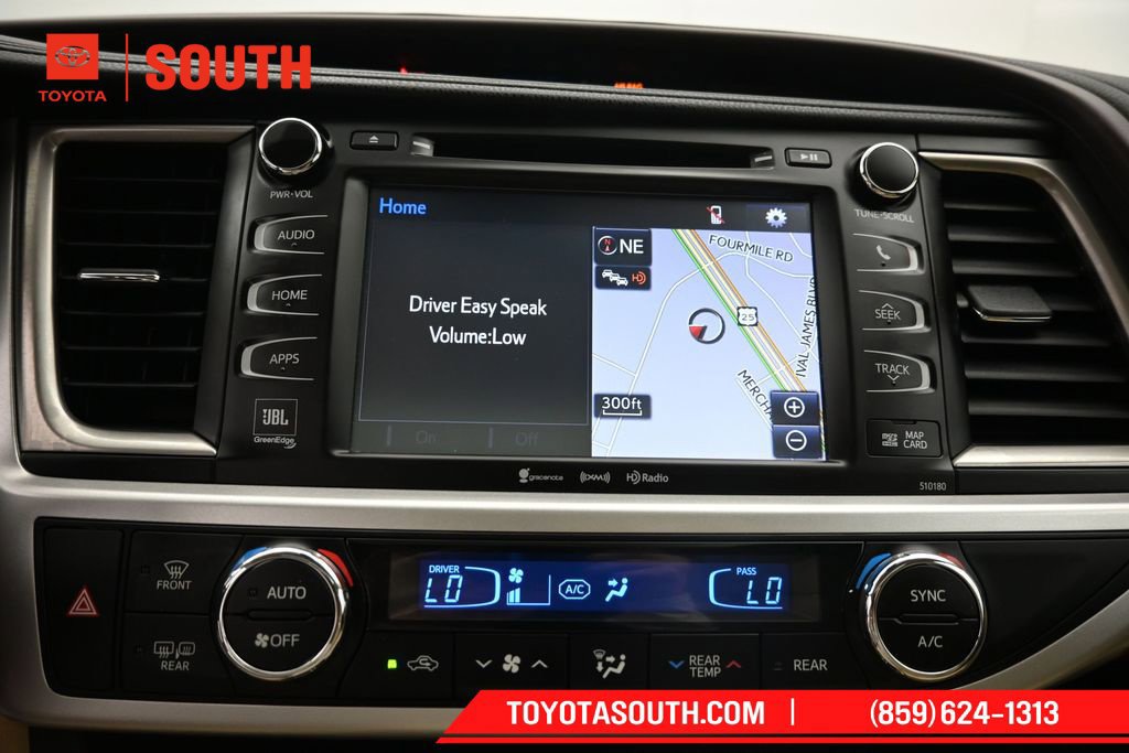Used 2017 Toyota Highlander Limited AWD/4WD image 13