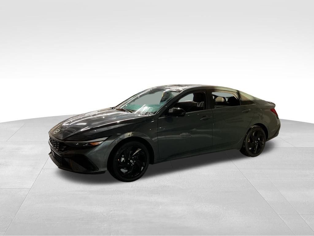New 2026 Hyundai Elantra SEL Sport Premium FWD image 8