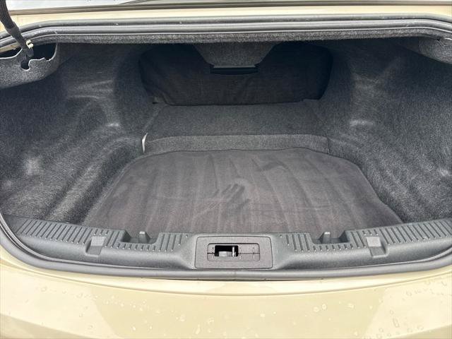 Used 2014 Lincoln MKS AWD w/ Equipment Group 201A image 29
