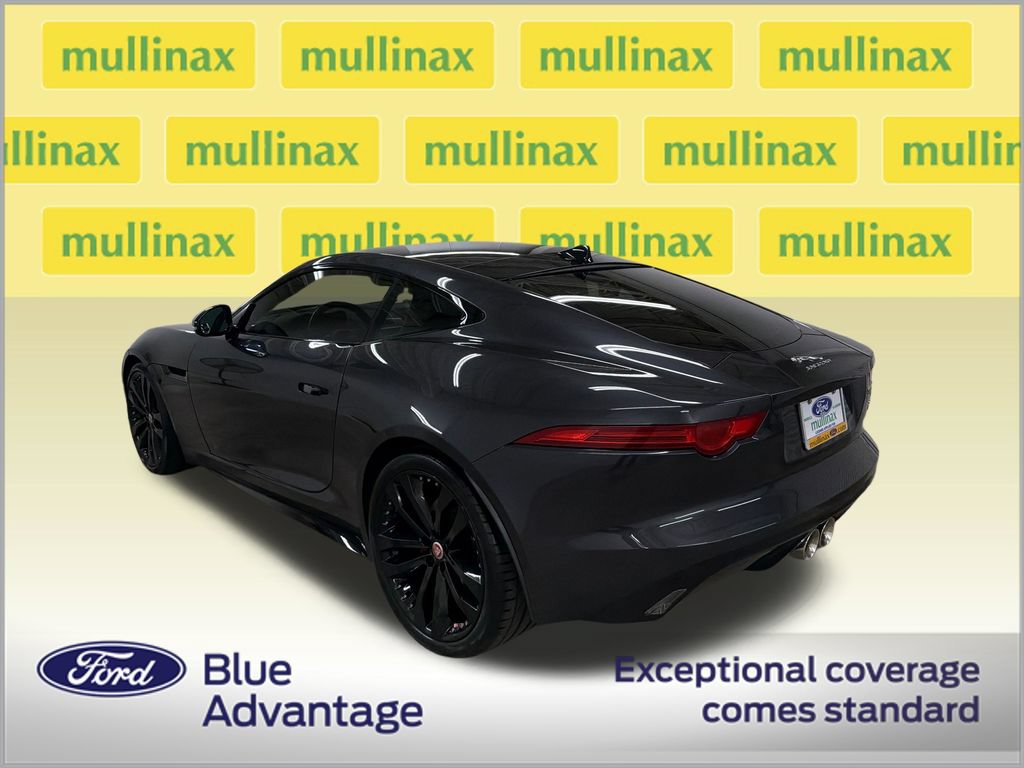 Used 2017 Jaguar F-TYPE S RWD image 10