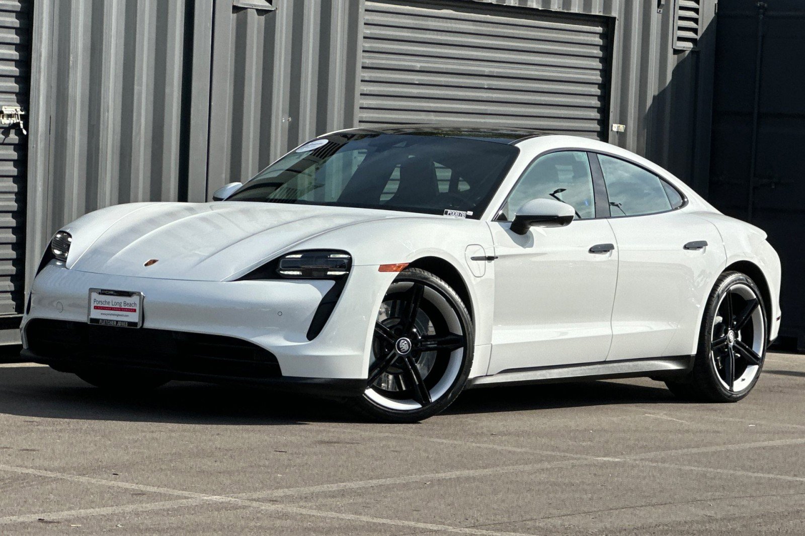 Used 2024 Porsche Taycan RWD image 1