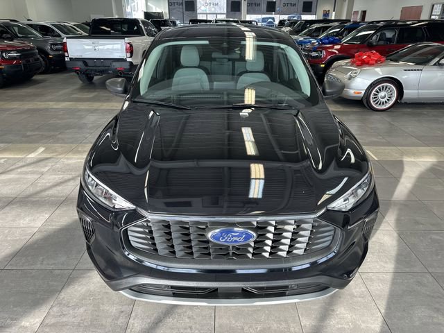 Used 2023 Ford Escape Active AWD/4WD image 19