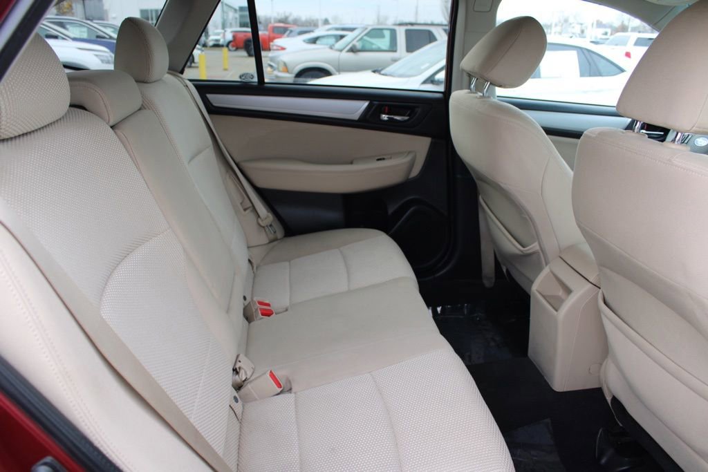 Used 2017 Subaru Outback 2.5i Premium image 23