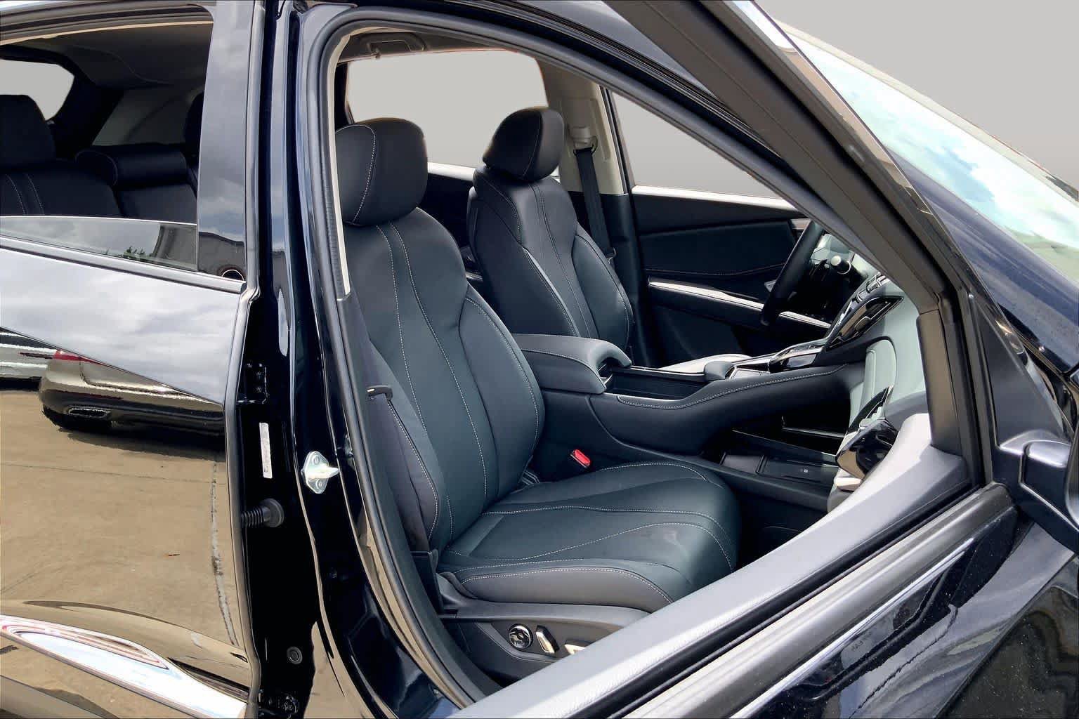 Used 2024 Acura RDX SH-AWD w/ Technology Package image 9