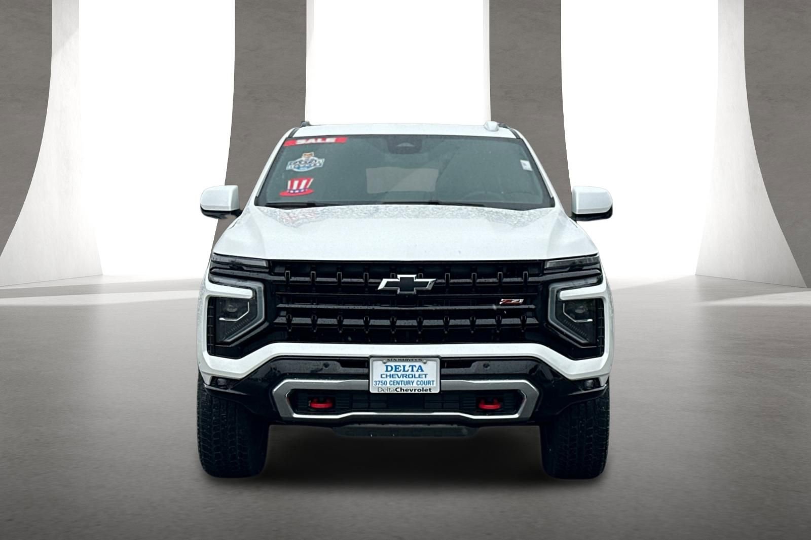 Used 2025 Chevrolet Suburban Z71 AWD/4WD image 9