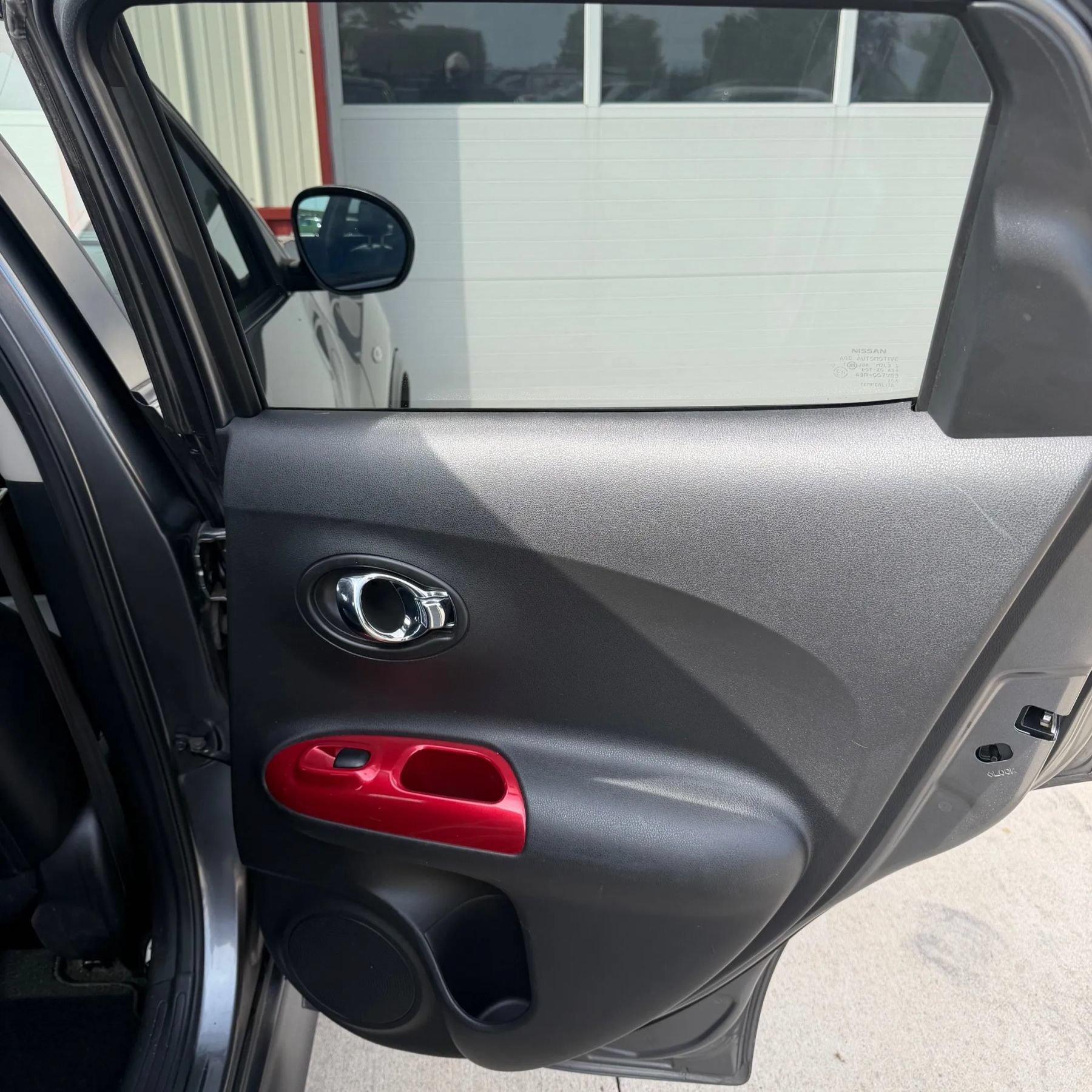 Used 2012 Nissan Juke SL AWD/4WD image 18