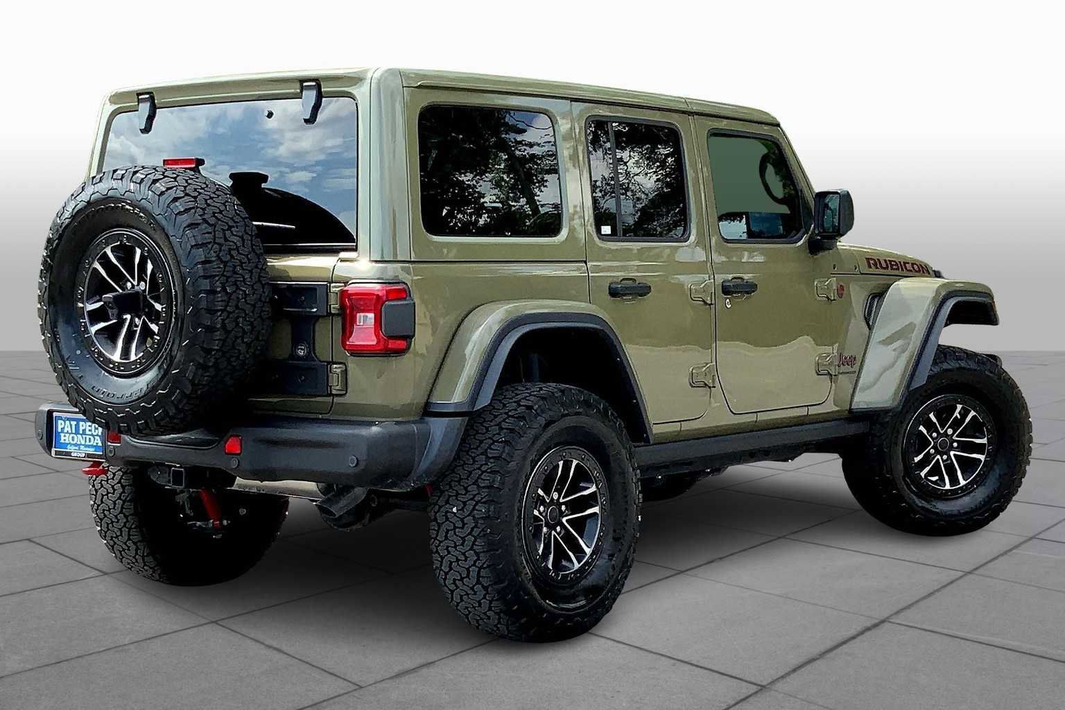 Used 2025 Jeep Wrangler Unlimited Rubicon image 12