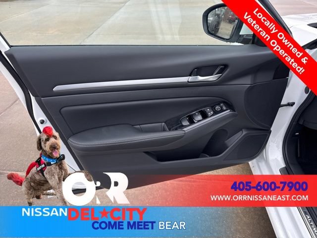 New 2025 Nissan Altima 2.5 SL FWD image 16