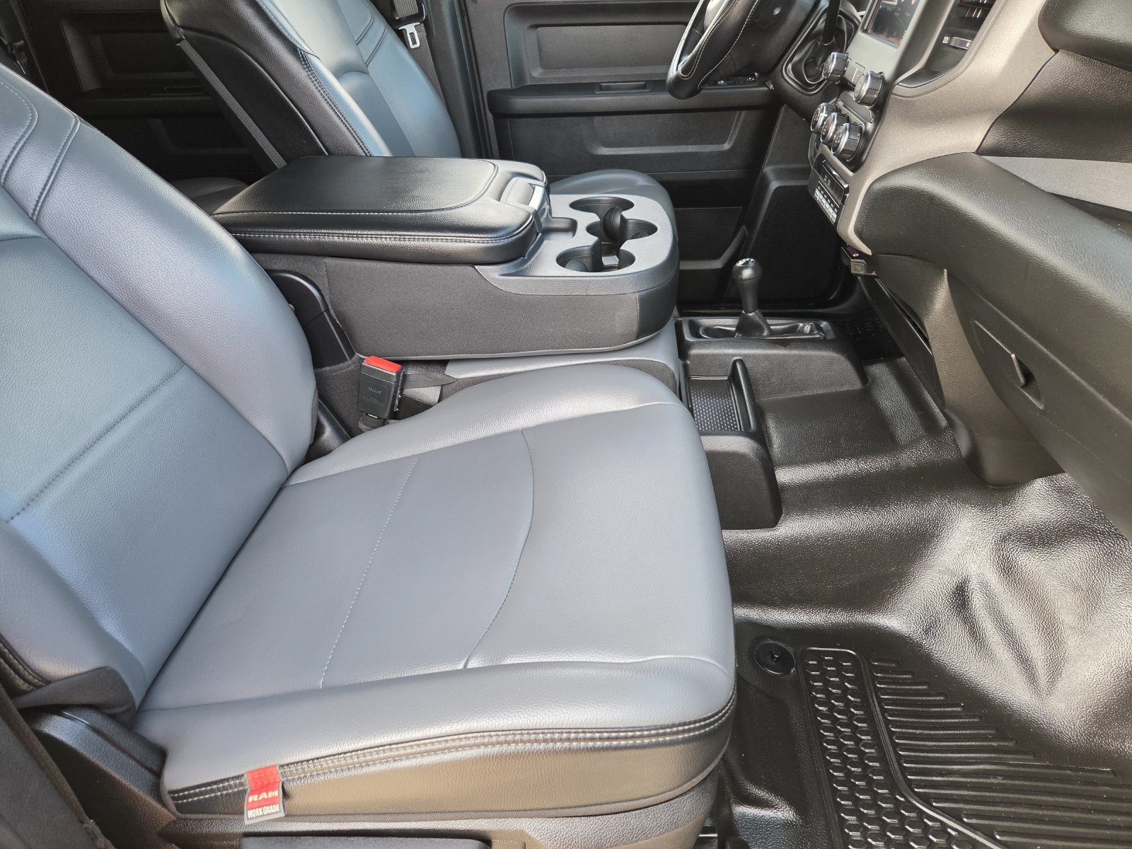 Used 2022 RAM 2500 Tradesman w/ Snow Chief Group AWD/4WD image 14