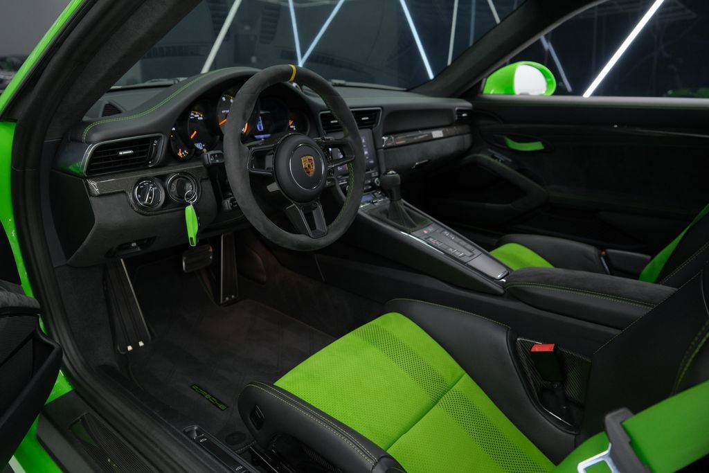 Used 2019 Porsche 911 GT3 RS RWD image 48