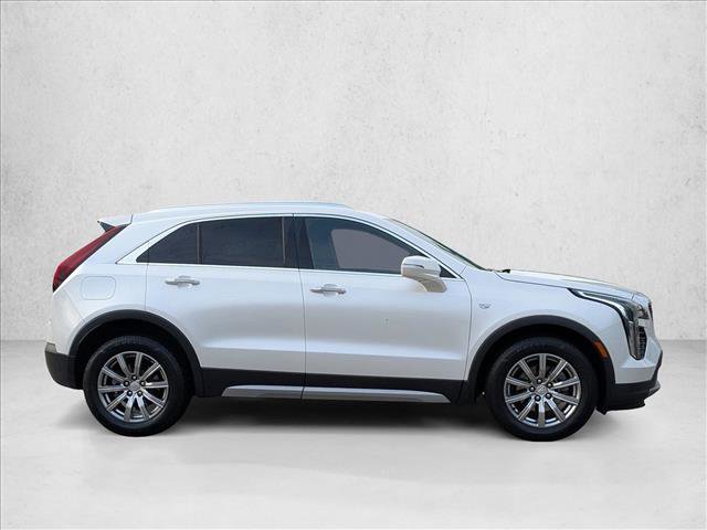 Used 2021 Cadillac XT4 Premium Luxury w/ Driver Awareness Package image 4