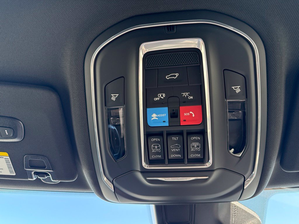 New 2027 Jeep Grand Cherokee Limited AWD/4WD image 37
