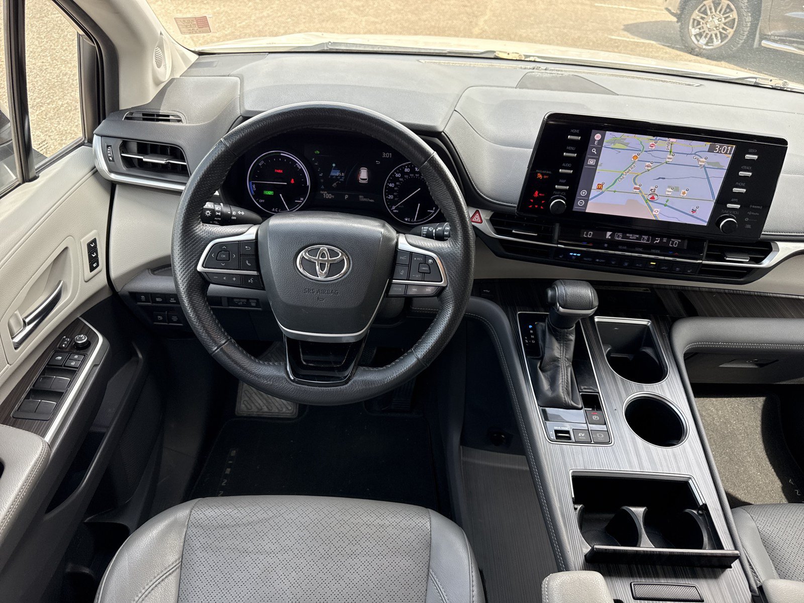 Used 2021 Toyota Sienna Limited AWD/4WD image 19