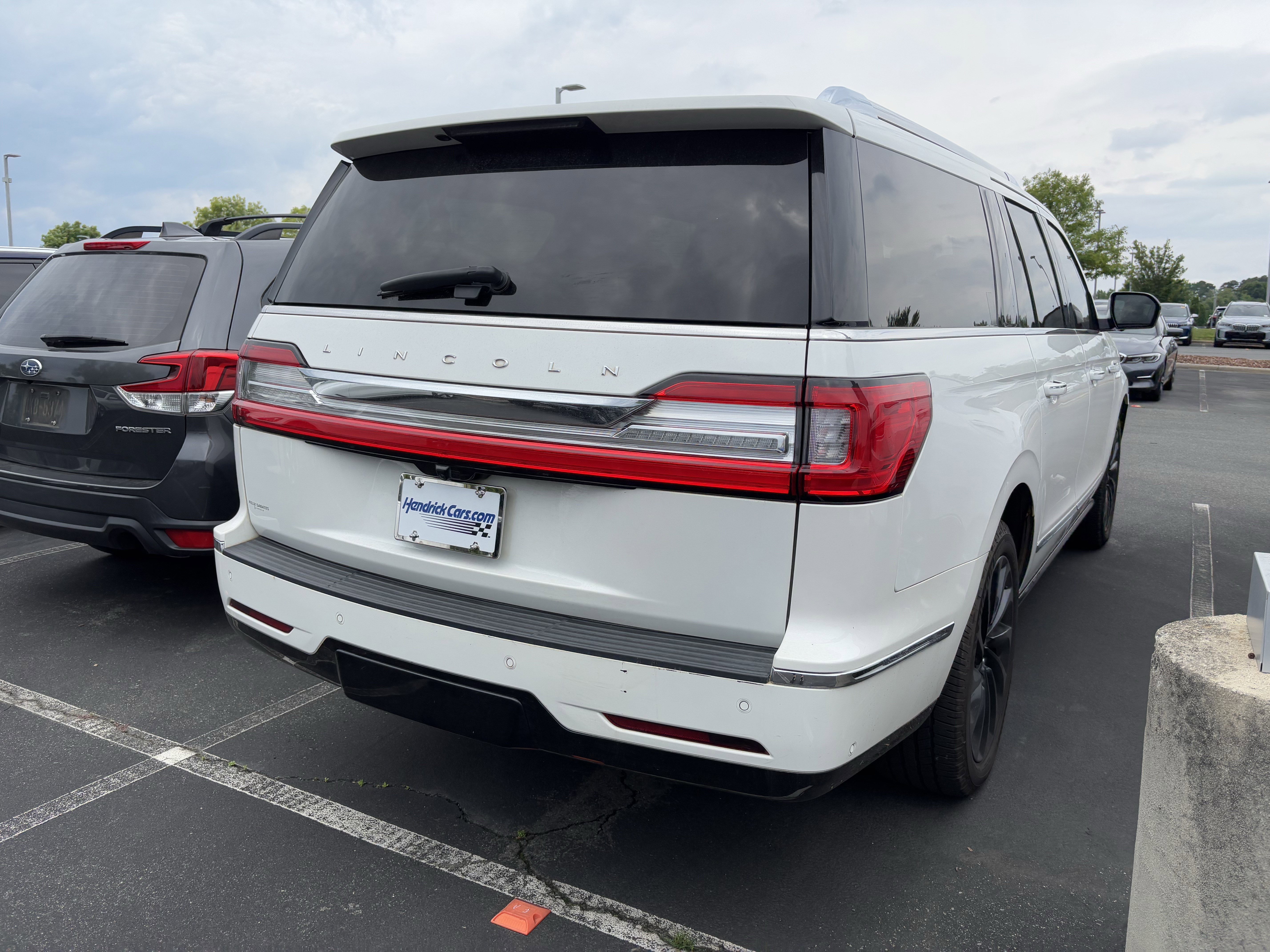 Used 2020 Lincoln Navigator L Reserve w/ Equipment Group 208A Reserve AWD/4WD image 20