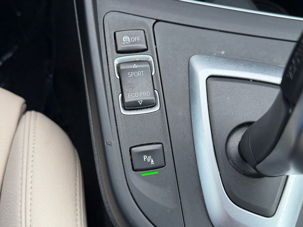 Used 2020 BMW 230i xDrive Convertible image 20