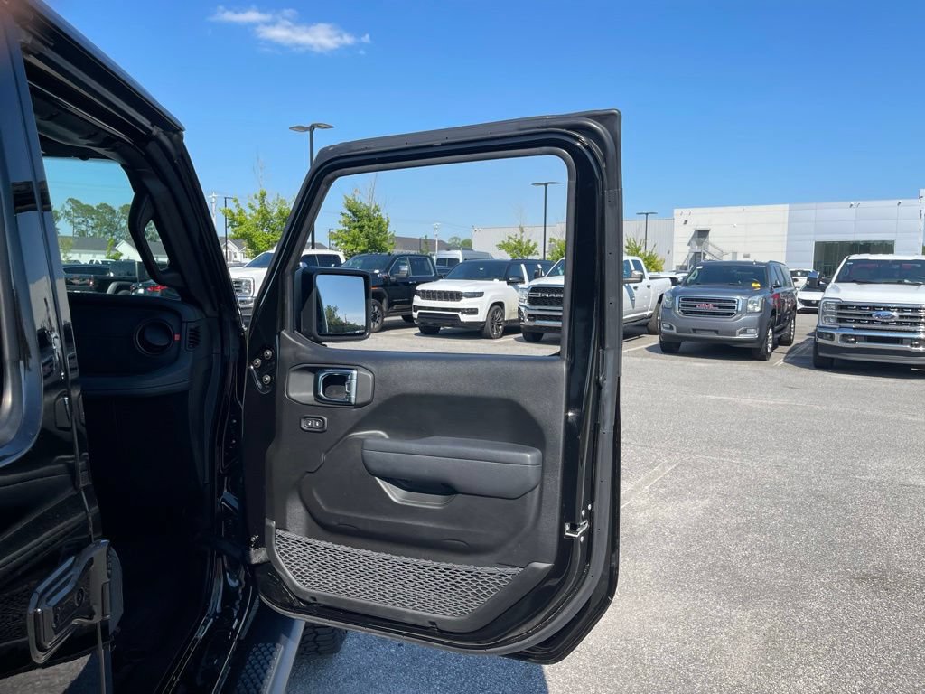 Certified 2025 Jeep Gladiator Rubicon w/ Convenience Group AWD/4WD image 52