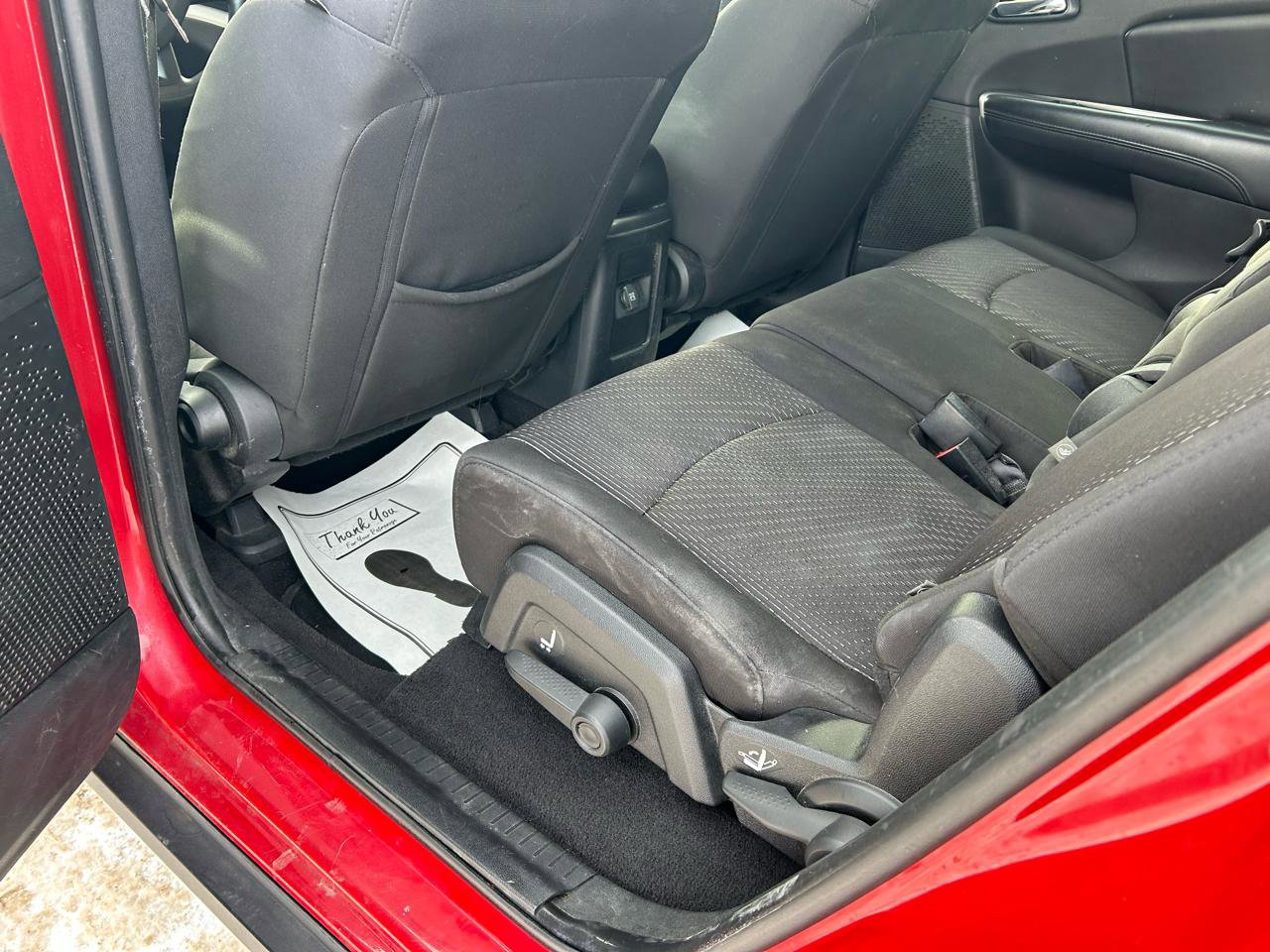 Used 2015 Dodge Journey SE image 9