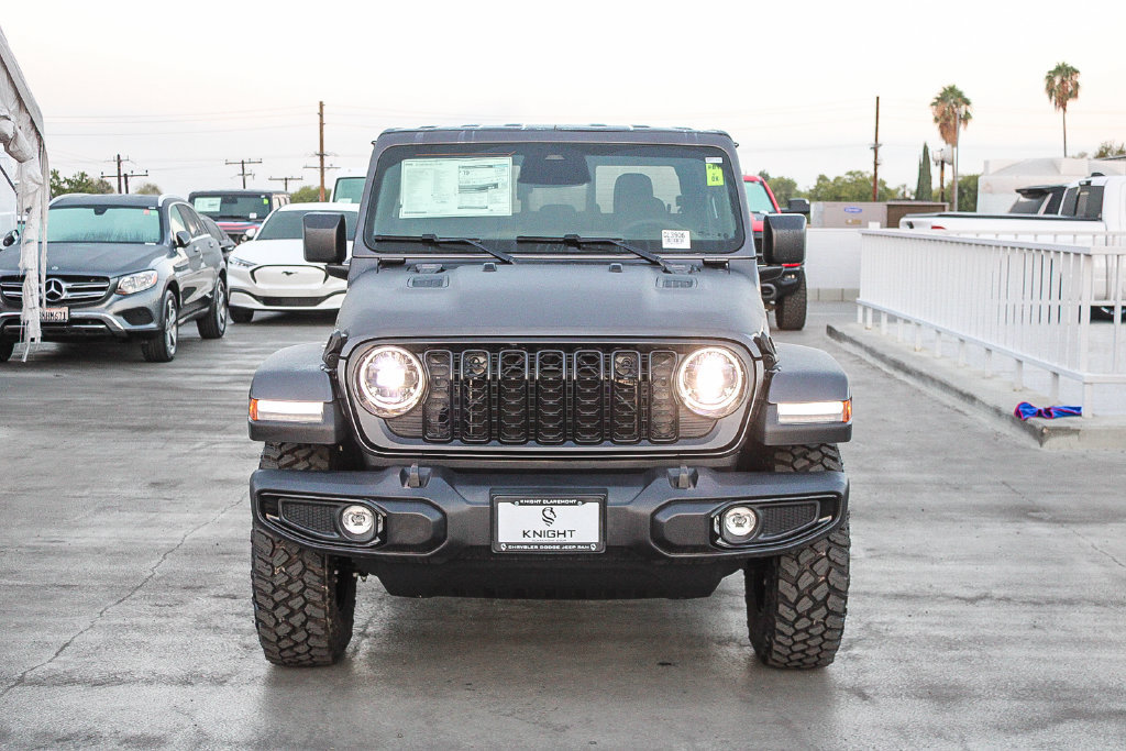 New 2026 Jeep Gladiator Sport AWD/4WD image 3