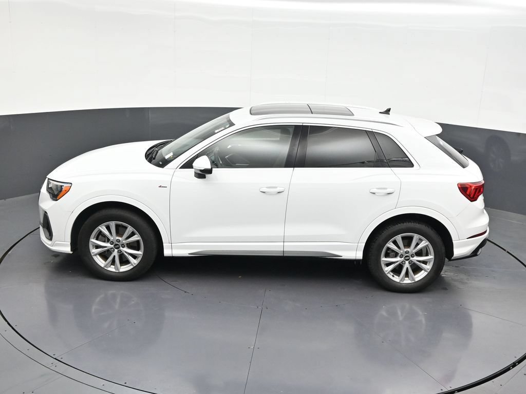 Used 2021 Audi Q3 2.0T Premium w/ Convenience Package AWD/4WD image 16