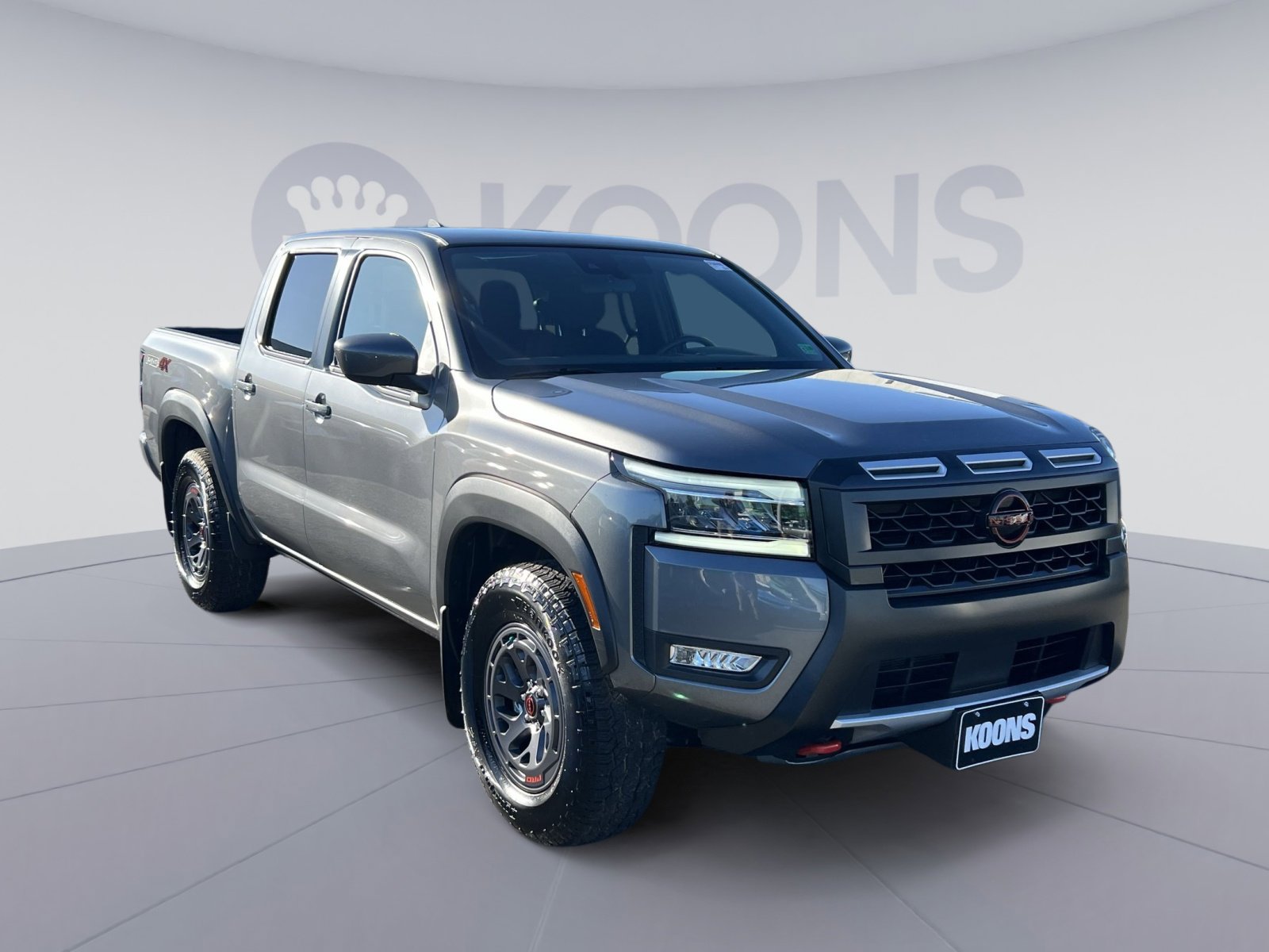 Used 2025 Nissan Frontier PRO-4X AWD/4WD image 18