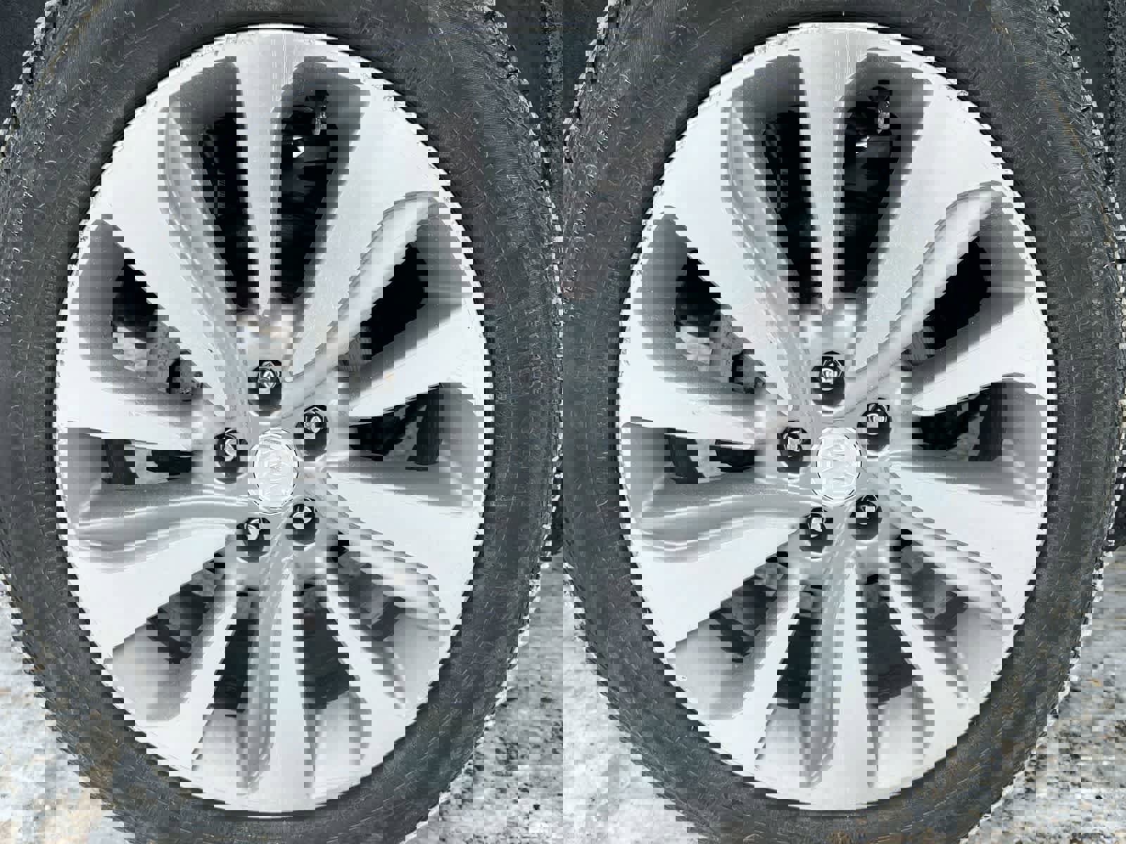 Used 2018 Buick Encore Preferred image 14