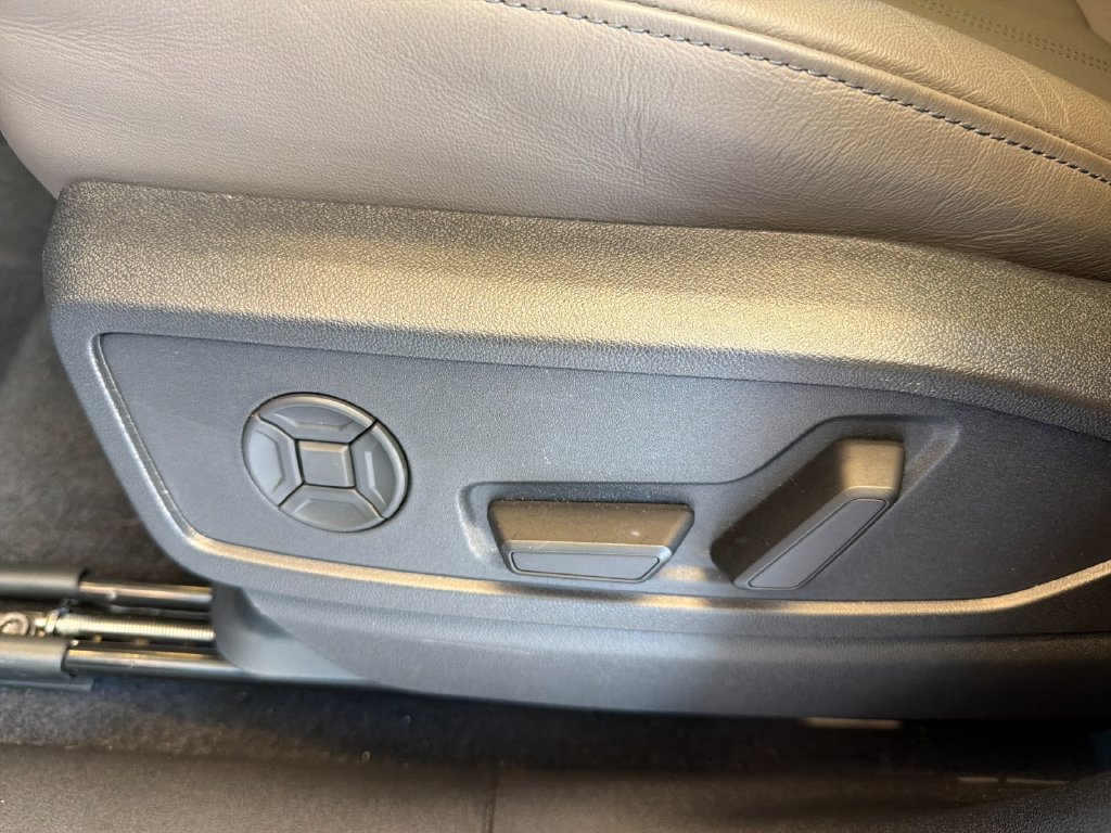Certified 2025 Audi Q5 Premium Plus w/ Premium Plus AWD/4WD image 14