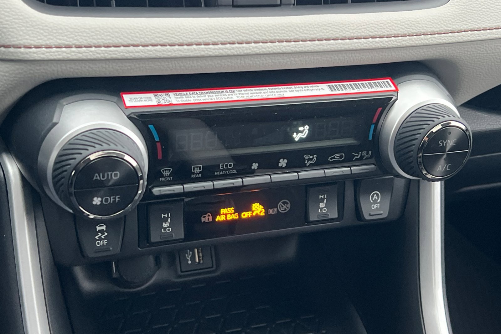 New 2025 Toyota RAV4 XLE w/ Convenience Package image 17