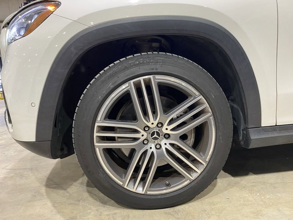 Certified 2024 Mercedes-Benz GLS 450 4MATIC image 22