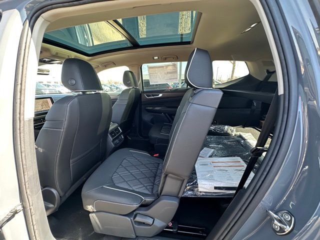 New 2026 Volkswagen Atlas SEL Premium R-Line AWD/4WD image 32