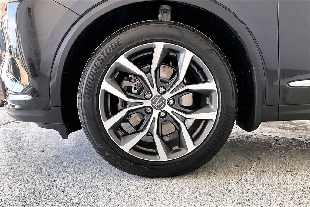 Certified 2024 Acura MDX FWD w/ Technology Package image 11