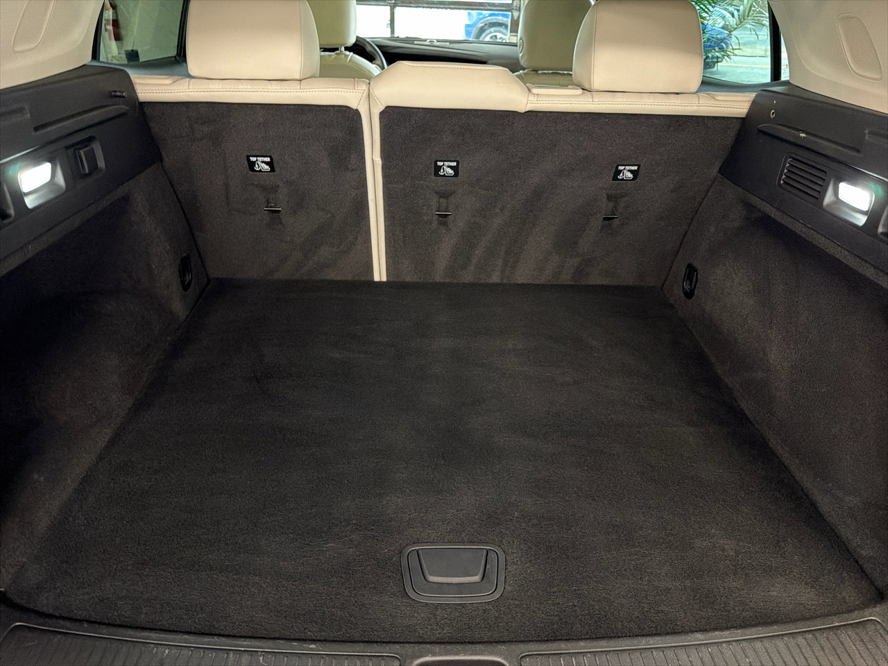 Used 2022 Buick Envision Avenir w/ Technology Package II image 19