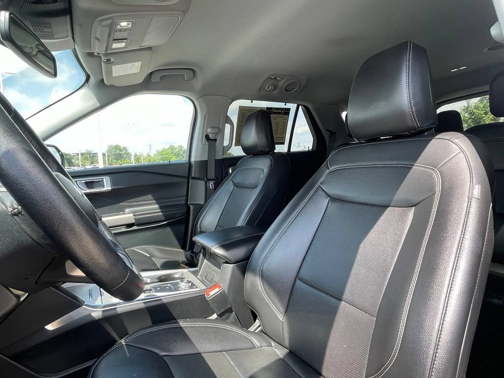 Used 2024 Ford Explorer Limited AWD/4WD image 20
