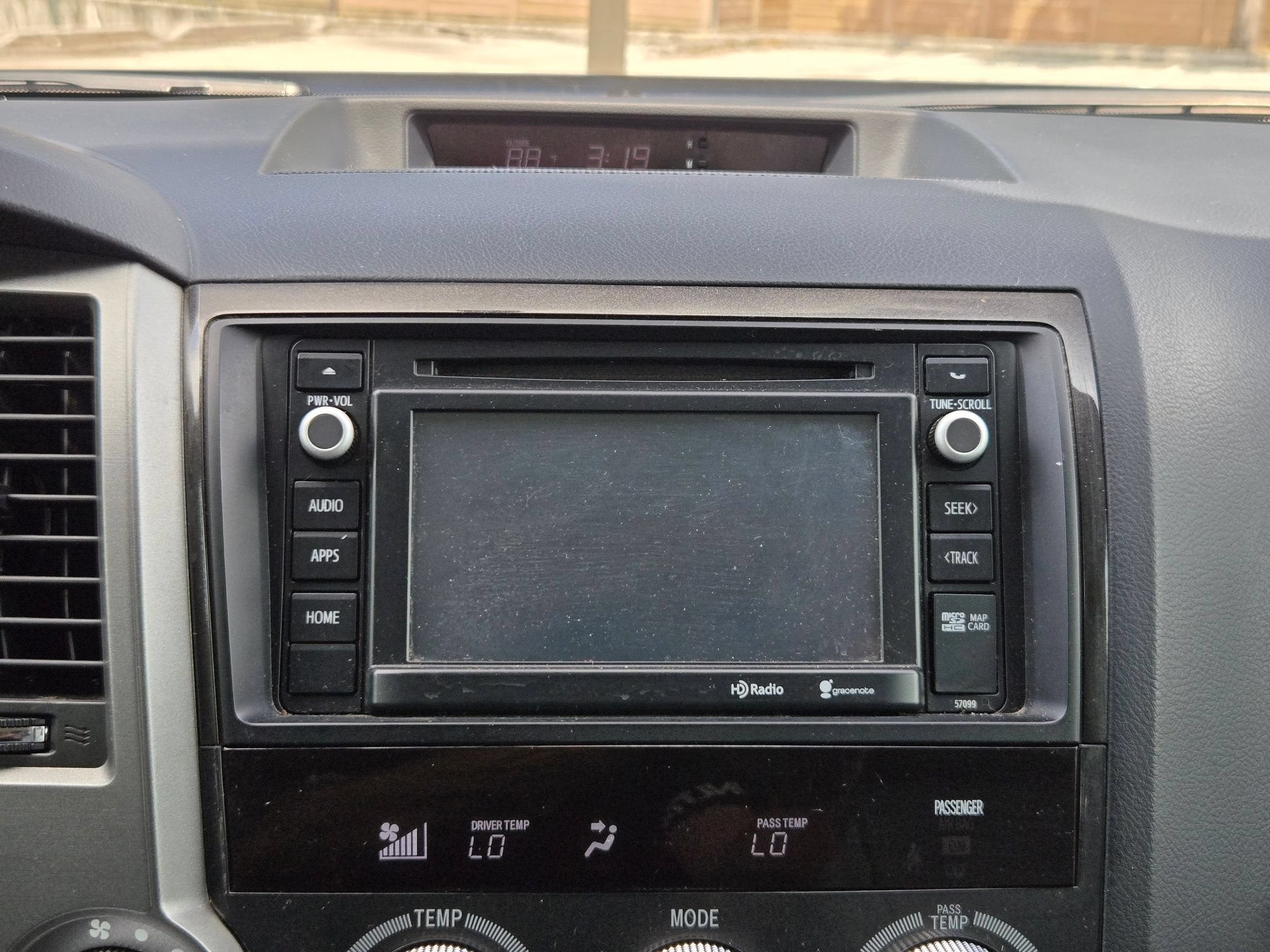 Used 2015 Toyota Sequoia Limited RWD image 18