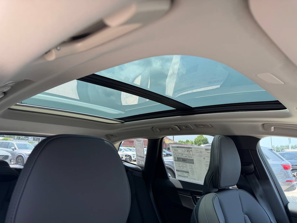 New 2026 Volvo XC60 B5 Core w/ Climate Package AWD/4WD image 10