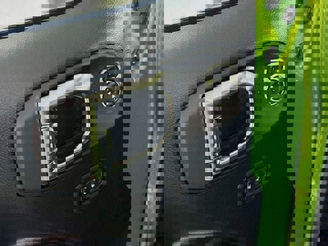 New 2025 Jeep Wrangler Unlimited Rubicon w/ Technology Group image 16