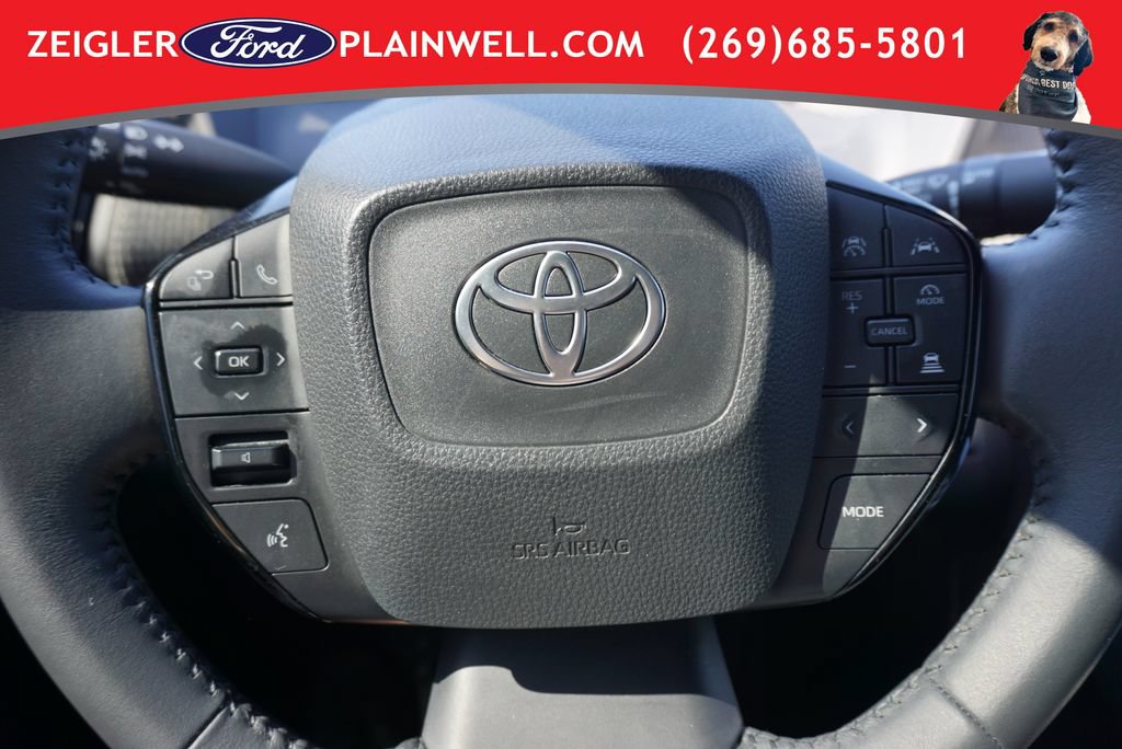 Used 2024 Toyota bZ4X FWD image 26