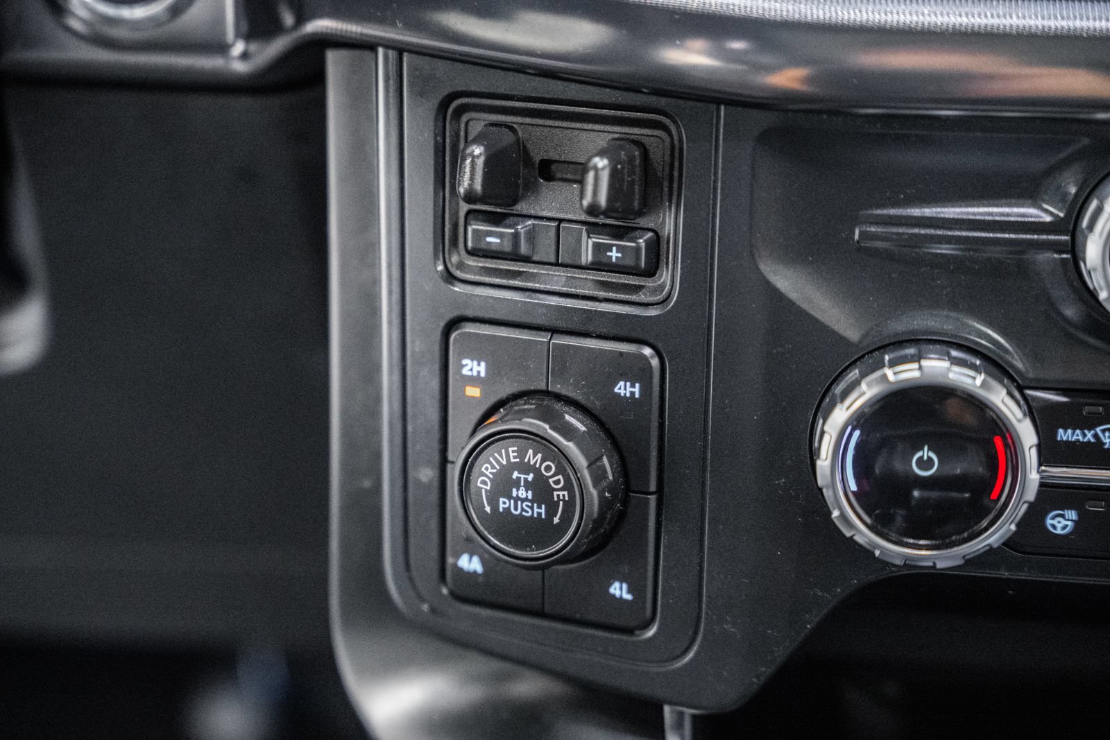 Certified 2025 Ford F150 Raptor AWD/4WD image 27