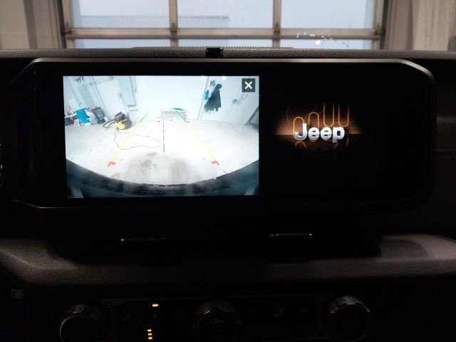 Used 2024 Jeep Wrangler Willys image 15