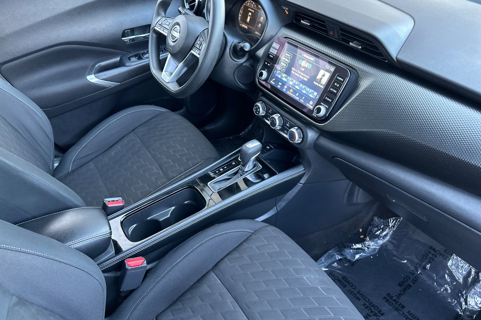 Used 2023 Nissan Kicks SV image 17