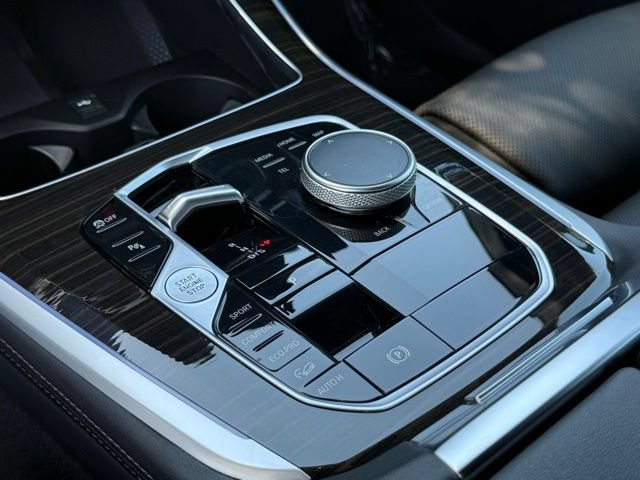 Used 2024 BMW X5 M60i AWD/4WD image 23