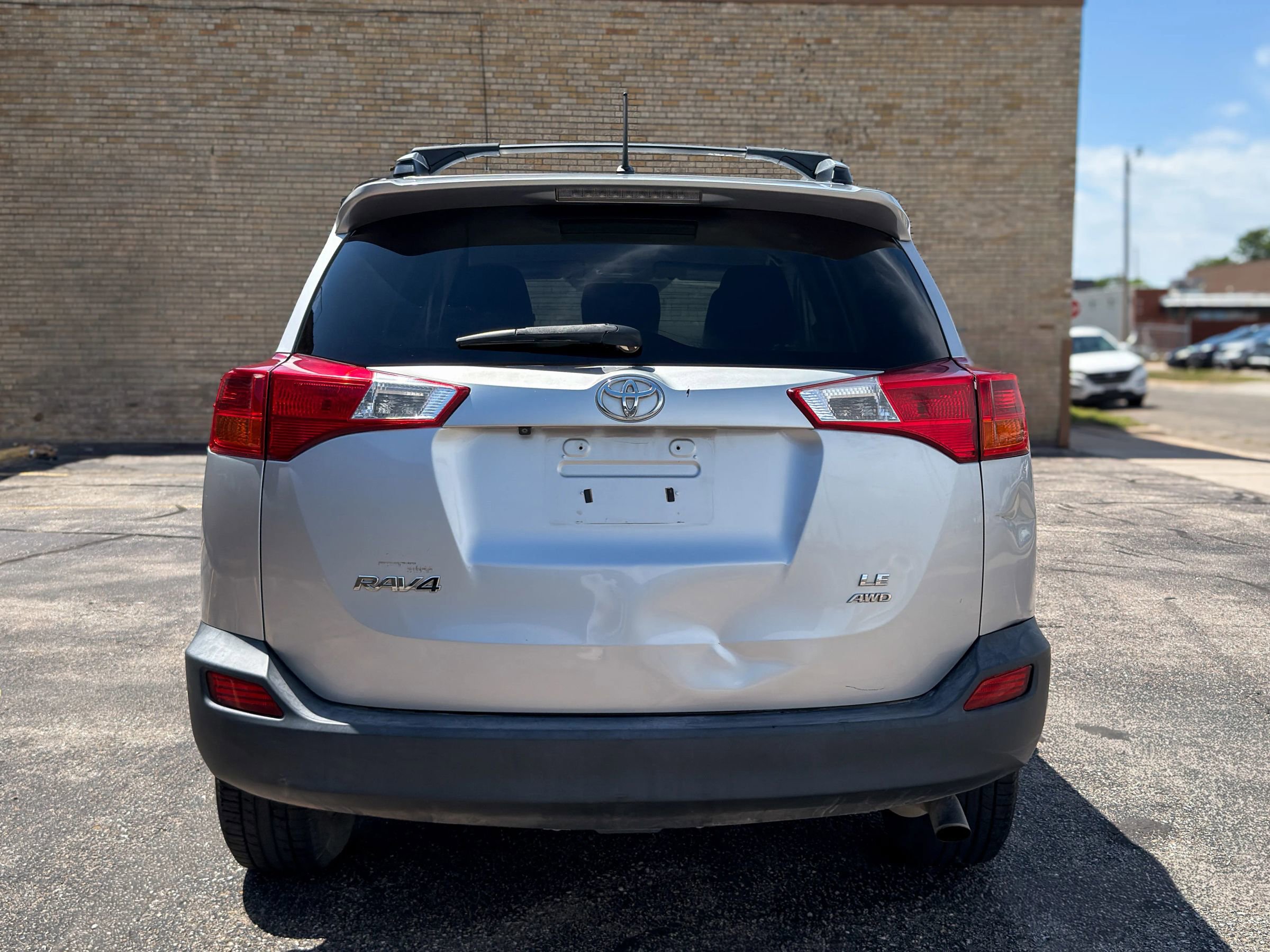 Used 2015 Toyota RAV4 LE AWD/4WD image 6
