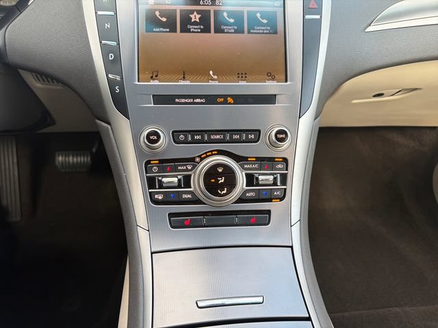Used 2019 Lincoln MKZ Premiere FWD image 19