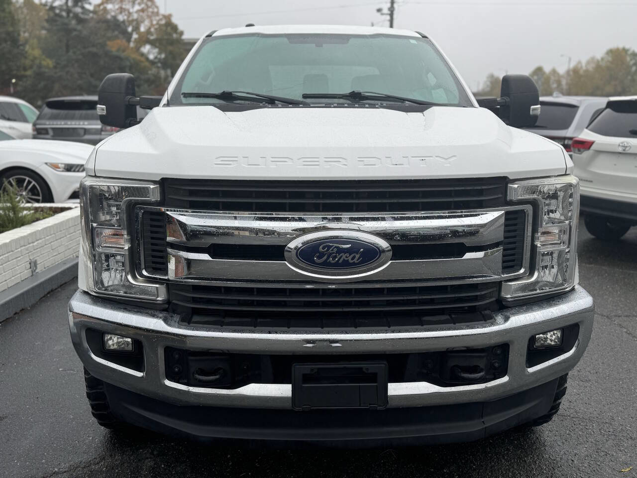 Used 2018 Ford F250 XLT w/ XLT Value Package AWD/4WD image 2