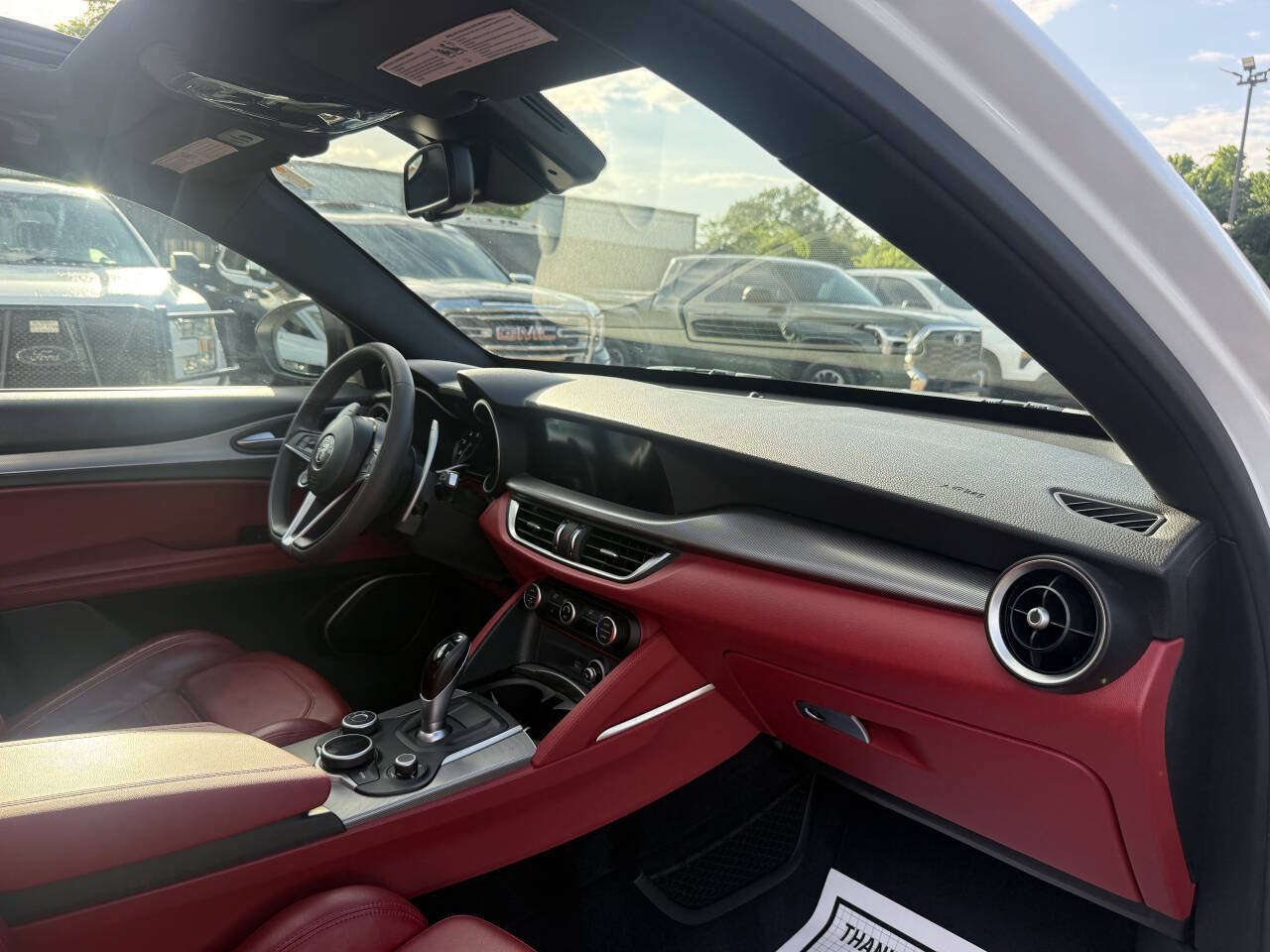 Used 2019 Alfa Romeo Stelvio Ti Sport w/ Quick Order Package 22S Sport AWD/4WD image 9