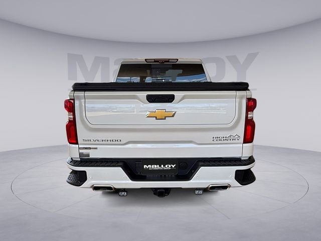 Used 2024 Chevrolet Silverado 1500 High Country w/ High Country Premium Package image 4