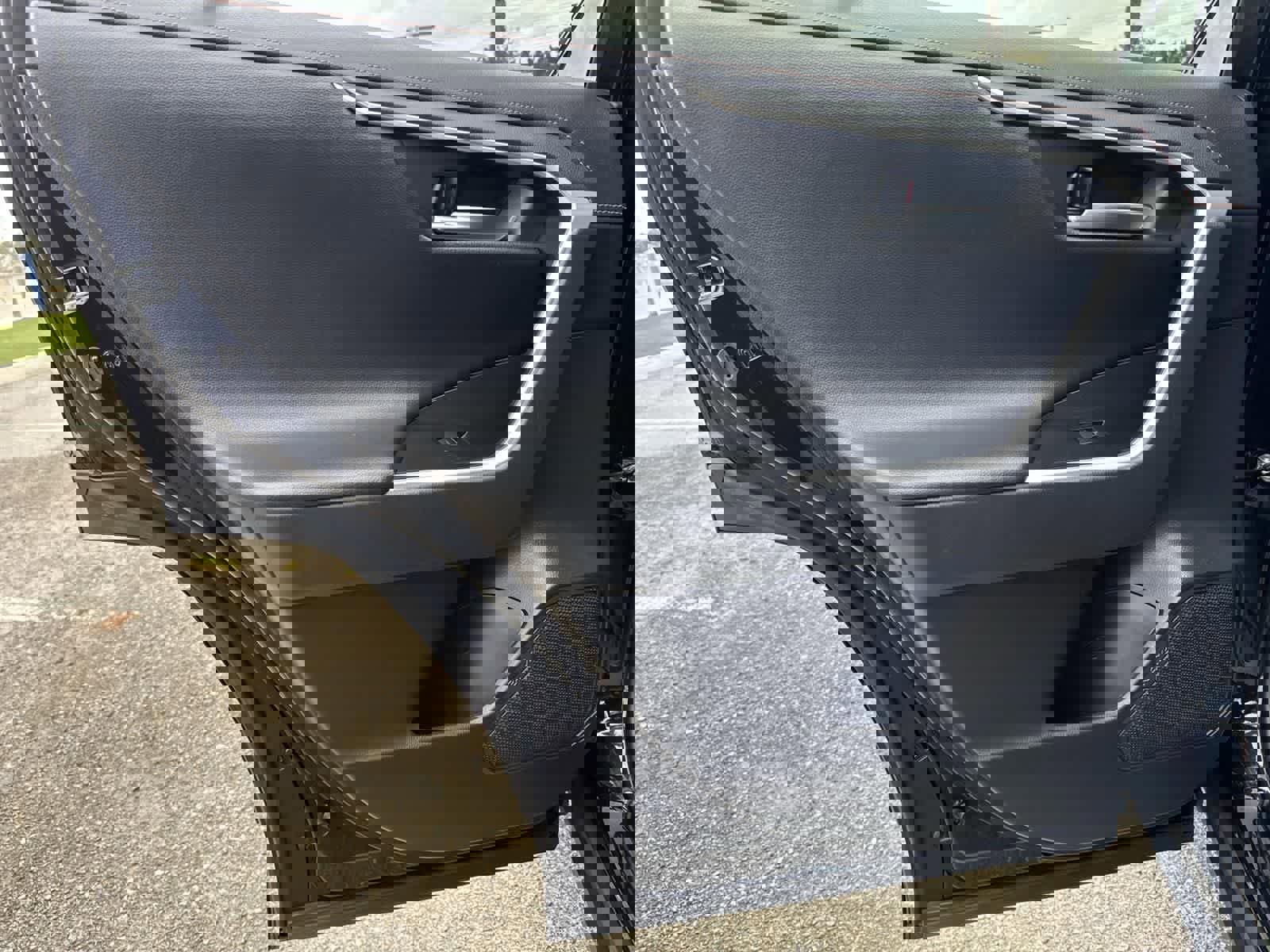 Used 2022 Toyota RAV4 Adventure image 23