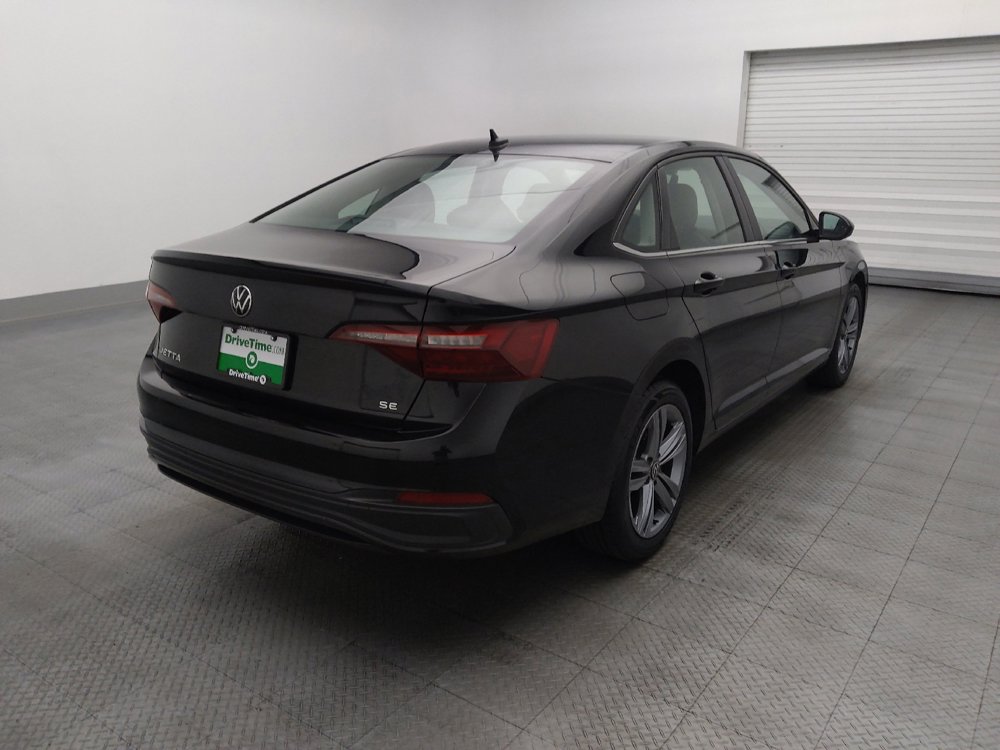 Used 2024 Volkswagen Jetta SE FWD image 9